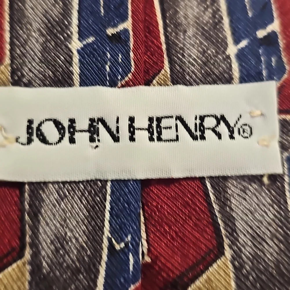 Geometric Red‎ and Blue Men's Tie By JOHN HENRY. 100% Italian Silk